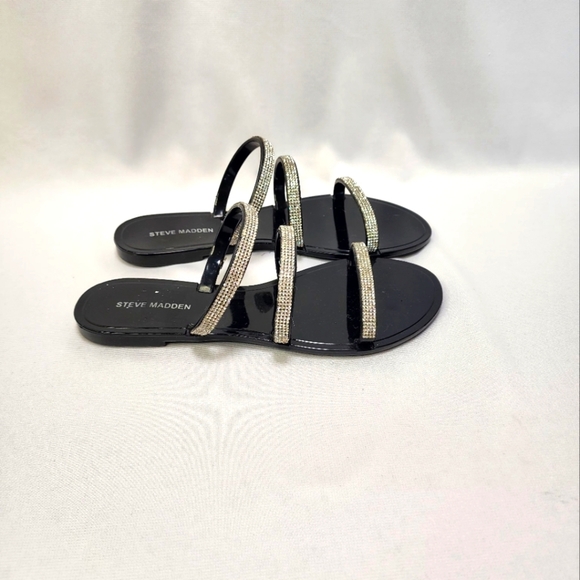 Steve Madden Black and Silver Sandals with Metallic Straps - Picture 4 of 15